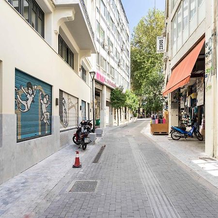 Athens' Best Location- Stunning & Spacious Studio Luaran gambar