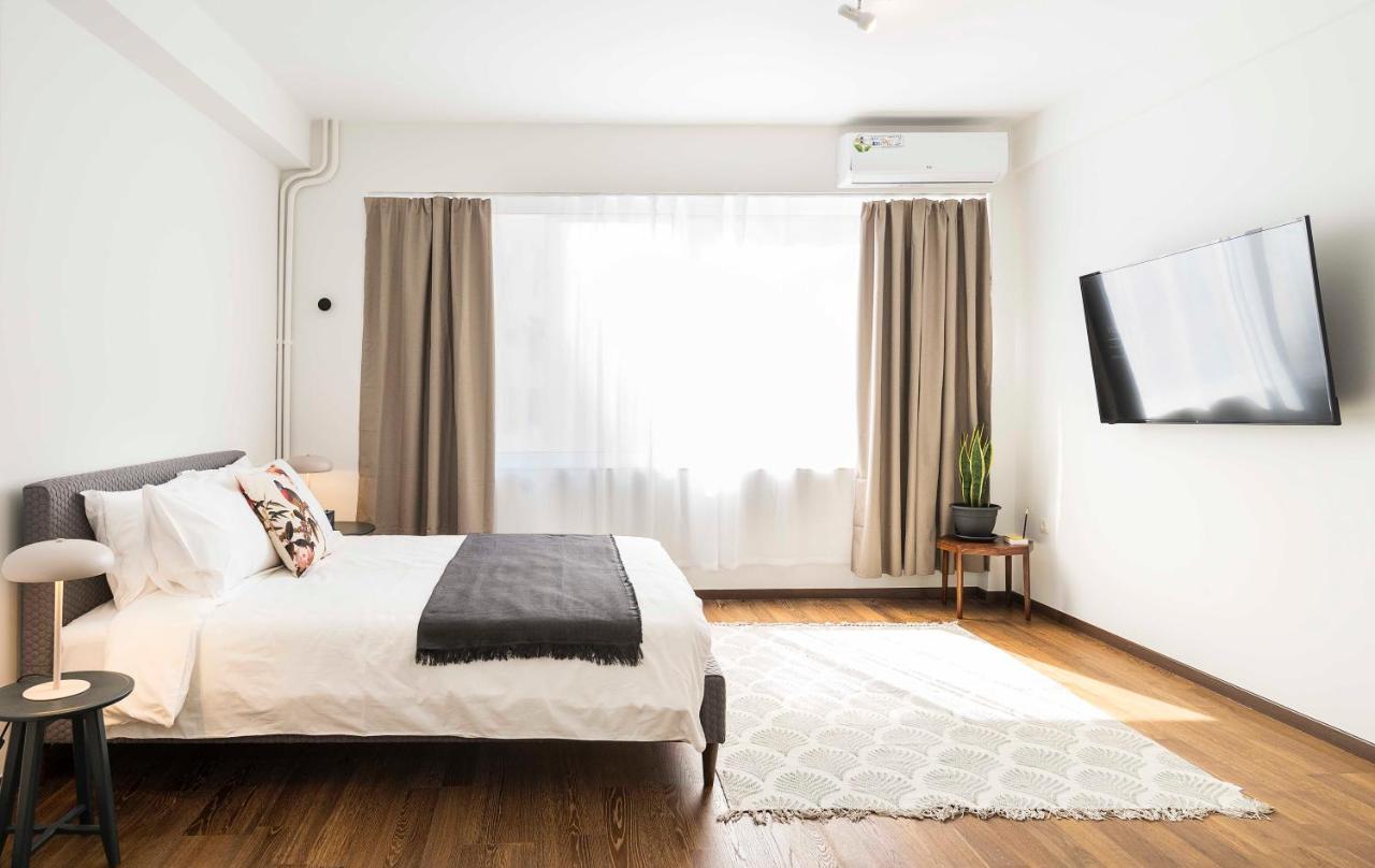 Athens' Best Location- Stunning & Spacious Studio Luaran gambar